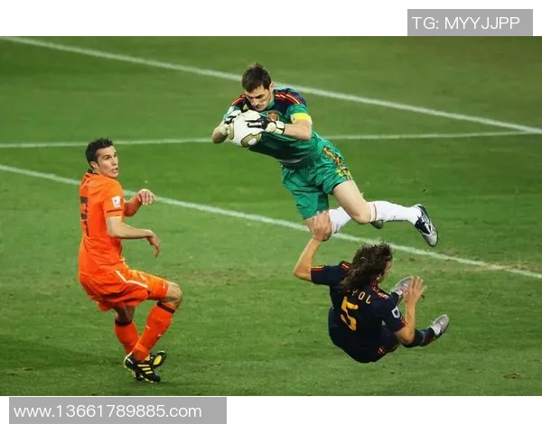 全球足球之巅：揭秘当今球星排名第一的荣耀与传奇